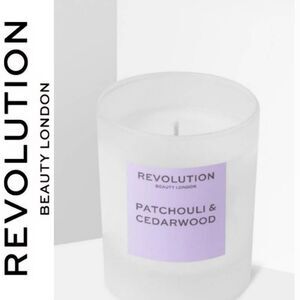 Revolution Beauty Patchouli & Cedarwood Scented Candle